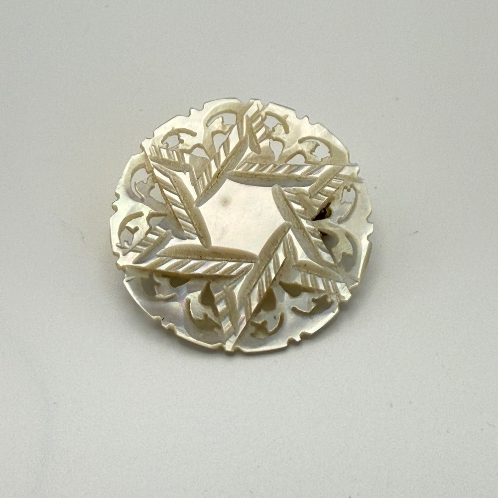 Vintage Mother of‎ Pearl Brooch Pin Carved Floral Filigree Starburst